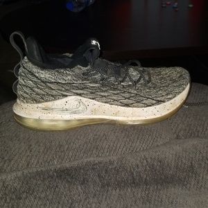 Lebron 15 lows ash